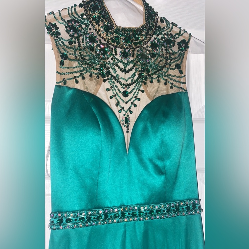 Gorgeous Sherri Hill Size 0